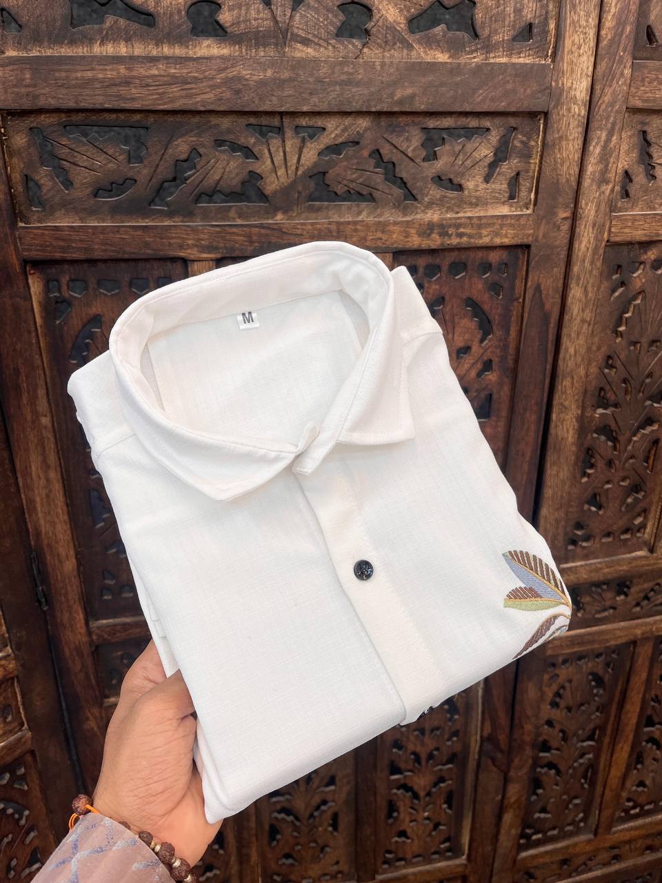 White Slim Fit Palm Embroidery Shirt