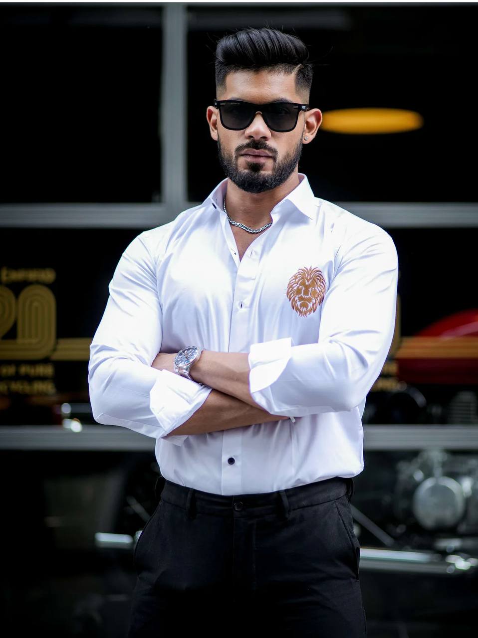 Men’s White Slim Fit Lion Embroidery Shirt